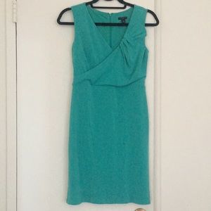 Like new - Ann Taylor v-neck pencil dress, 0P
